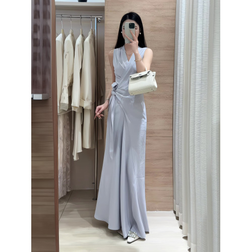 2025新款高級感氣質裹身系綁無袖連衣裙女夏季收腰顯瘦V領長裙