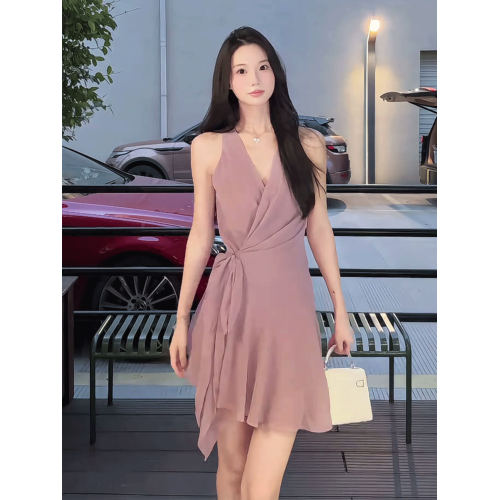 無袖掛脖連衣裙女2025夏季新款高級感氣質綁帶顯瘦小個子雪紡短裙