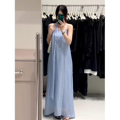 2025聚光燈 醋酸抹胸吊帶連衣裙女夏高級感黑色度假裙配飄帶ins潮
