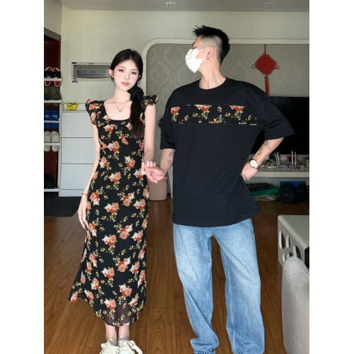 高級感情侶裝夏裝一裙一衣小衆設計感碎花女長裙男t恤2024新款潮