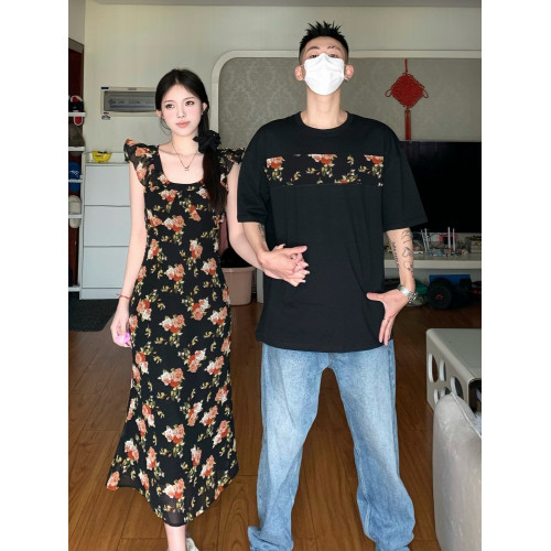 高級感情侶裝夏裝一裙一衣小衆設計感碎花女長裙男t恤2024新款潮