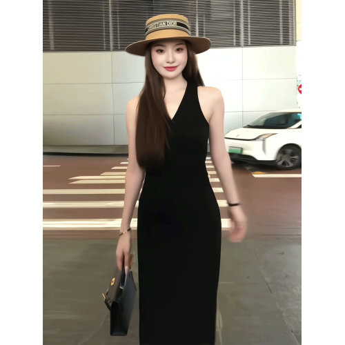 法式黑色V領系帶無袖連衣裙女2025夏季新款收腰顯瘦氣質包臀長裙