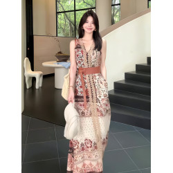 法式度假風印花無袖連衣裙女2025夏季設計感小衆百搭寬松顯瘦長裙