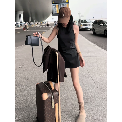 法式黑色無袖背心連衣裙女裝2025夏季新款辣妹氣質收腰小個子短裙