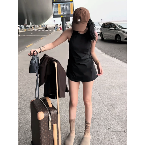 法式黑色無袖背心連衣裙女裝2025夏季新款辣妹氣質收腰小個子短裙