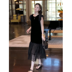 法式黑色赫本風泡泡袖連衣裙女2025年夏季新款高級感拼接蕾絲長裙