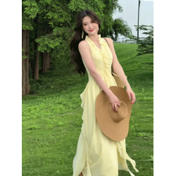 無袖V領掛脖連衣裙女裝2025夏季新款法式溫柔氣質荷葉邊飄逸長裙