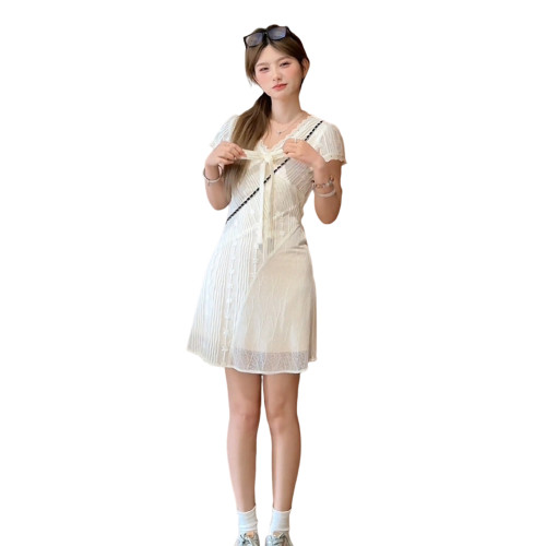 白色薄紗連衣裙子女夏季2025新款今年流行爆款漂亮夏天巨好看短裙