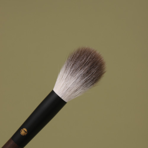 爲敏感肌而生仙寶蘭藍狐毛點彩刷腮紅刷超柔軟高光刷一支裝化妝刷