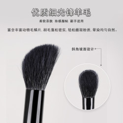 小胖丁化妝刷子K38坡面腮紅刷細光鋒羊毛動物毛曬紅腮刷一支裝