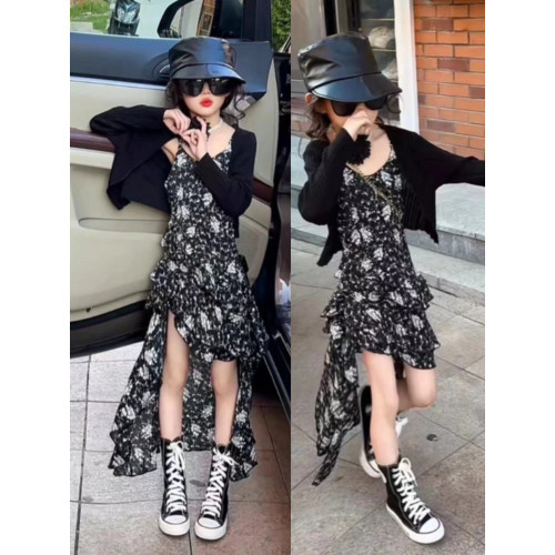 ins潮辣妹碎花吊帶連衣裙女童夏季法式設計感小衆不規則雪紡長裙7