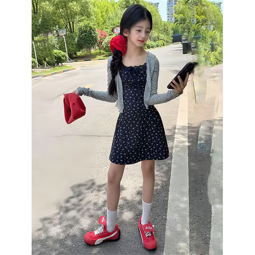 女童連衣裙夏2025新款兒童洋氣女大童夏季碎花吊帶公主裙女孩夏裝