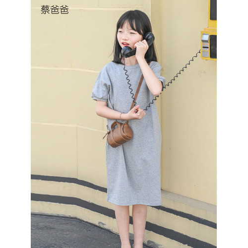 蔡爸爸童裝 2025款夏裝文藝t恤裙女童青少年淺灰色圓領連衣裙539