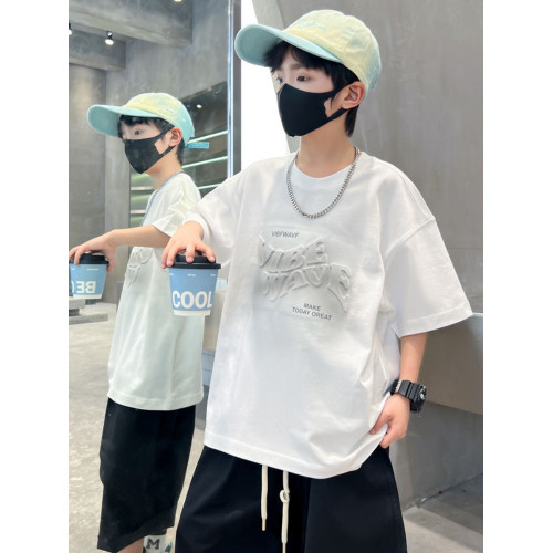 男童壓花短袖T恤2025新款兒童夏裝灰色半袖大童夏季痞帥風上衣潮t