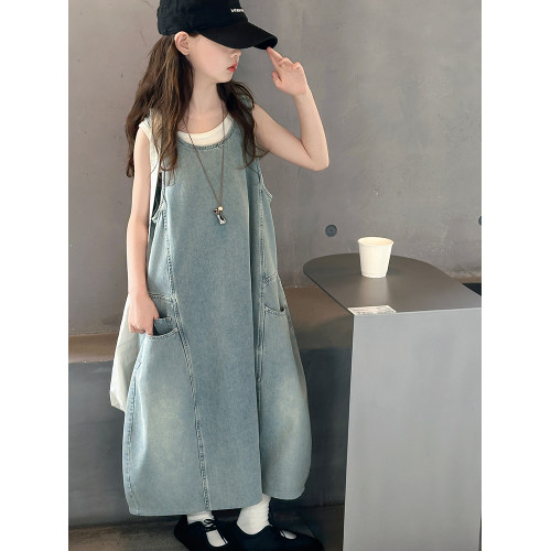 女童夏季無袖連衣裙2025新款洋氣大童女孩寬松夏款牛仔背心裙長裙
