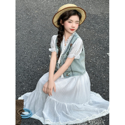 女童夏季連衣裙洋氣女孩大童刺綉牛仔馬甲休閒波西米亞流蘇裙夏款