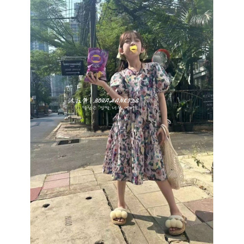 女童泡泡袖連衣裙夏季2025新款小女孩公主裙子中大童田園風碎花裙