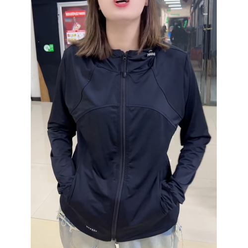 夏季款時尚純色連帽拉鍊款防曬衣女百搭顯瘦減齡上衣通勤防曬外套