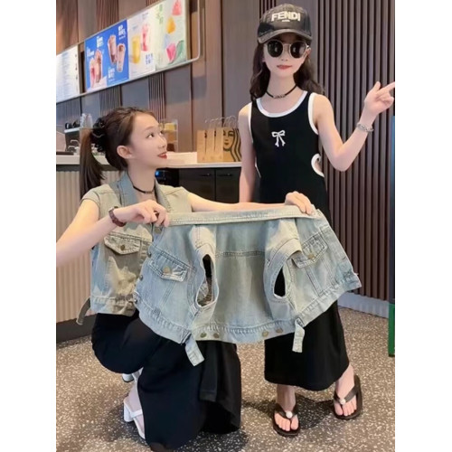 黑色顯瘦慵懶風吊帶連衣裙女童2025夏季休閒露腰設計辣妹背心長裙