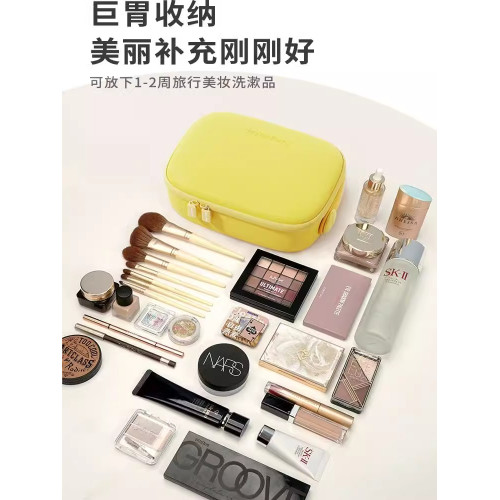 帶鏡子智能LED燈化妝包女2025新款可攜式旅行防水高級大容量化妝箱