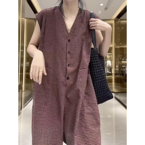 香港休閒連身短褲女外穿夏薄款2025新款高級感寬松濶腿連體衣套裝