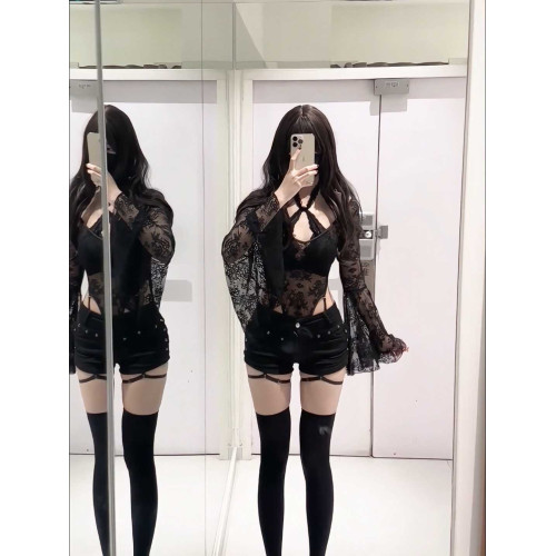 純欲風性感黑色蕾絲露腰長袖連體衣女夏季辣妹低腰包臀短褲兩件套