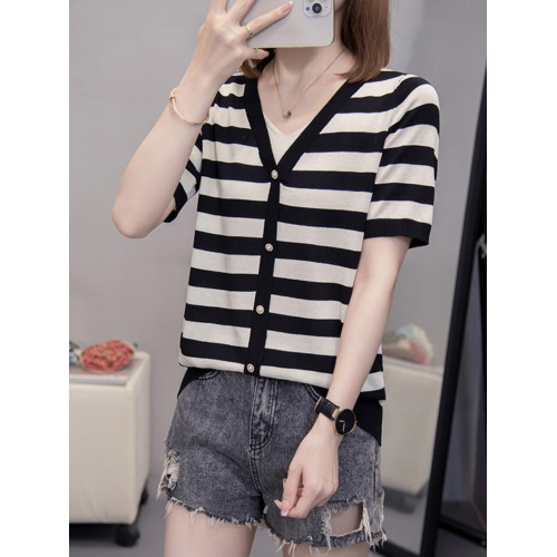 胖mm遮肚子顯瘦v領假兩件冰絲短袖打底衫女夏季洋氣減齡正肩上衣