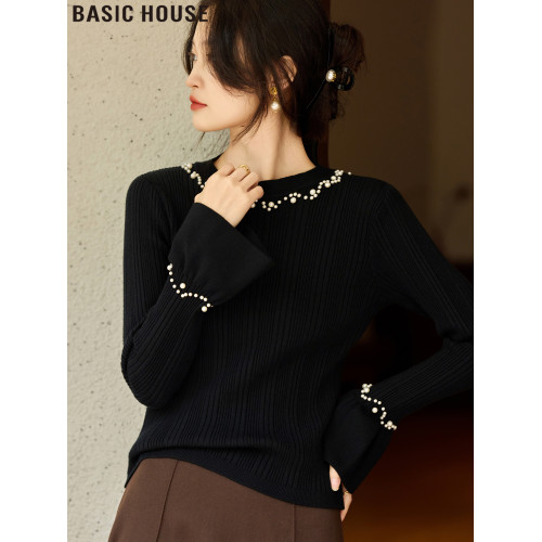 Basic House/百家好法式赫拉黑色釘珠圓領喇叭袖針織打底衫女春季