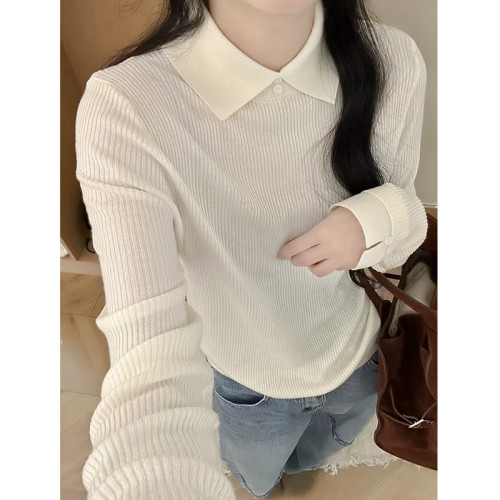 簡約翻領紐釦細羊毛親膚打底衫秋冬女款減齡顯瘦袖口開衩針織上衣
