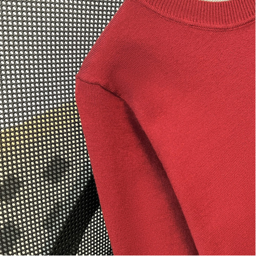 【藝術旅途】撞色圓領長袖針織衫女春秋新款設計感拼色內搭打底衫