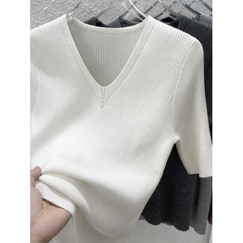 夏季2025新款v領修身內搭針織打底衫女正肩高級灰色五分袖上衣薄