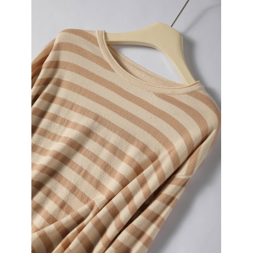 江南倉||品牌折釦經典條紋圓領針織衫女秋冬款長袖軟糯羊毛打底衫