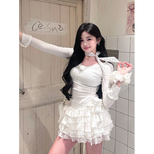 【鞠婧禕同款】13DEMARZO小熊頭蕾絲邊打底衫大圓領修身長袖女25