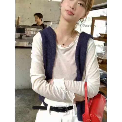 2025秋季韓版百搭木耳邊圓領長袖水溶羊毛打底衫女顯瘦內搭上衣