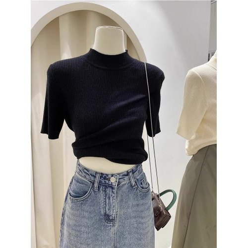 燕麥色修身半高領短袖針織衫女早春高級感半袖內搭毛衣打底衫上衣