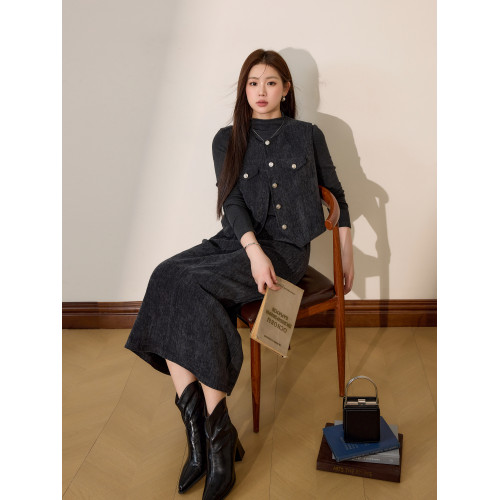 藍語大碼女裝胖mm高級馬甲修身顯瘦打底衫秋季遮肚子半身裙三件套