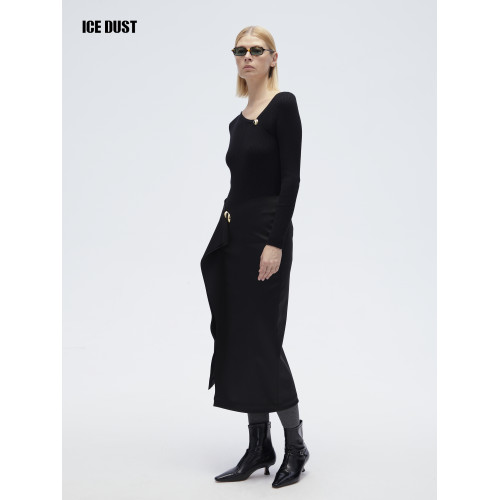 ICEDUST 冬季系列極簡斜領金釦修身長袖內搭針織打底衫上衣女士