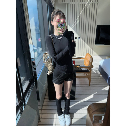 【MIMIHADID】可做曡穿 miu風基礎長袖羊毛混紡高彈打底衫