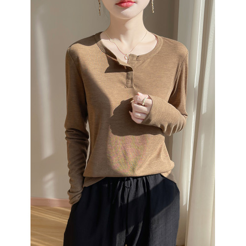 慵懶風~設計感半開V領萊賽爾天絲針織衫女純色簡約百搭長袖打底衫