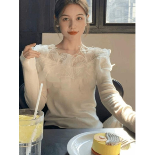阿瑪施女裝2025春秋新款一字領拼接網紗鏤空花瓣羊毛針織打底衫