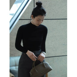阿瓦薩AWASA 法式黑色半高領打底衫女秋冬內搭正肩針織衫修身毛衣