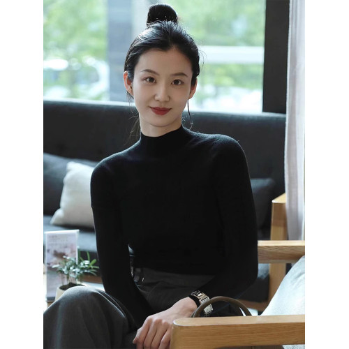 阿瓦薩AWASA 法式黑色半高領打底衫女秋冬內搭正肩針織衫修身毛衣