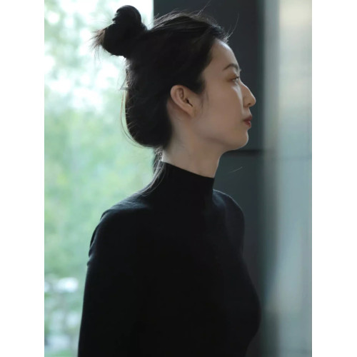 阿瓦薩AWASA 法式黑色半高領打底衫女秋冬內搭正肩針織衫修身毛衣