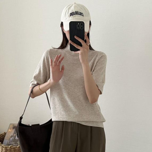 伊馨大碼女裝胖mm純色針織上衣寬松減齡套頭中袖打底衫2024年秋裝