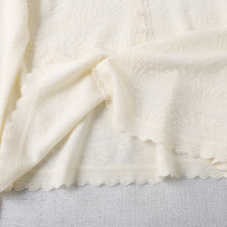 奶油浮雕針織衫~含羊毛花邊蕾絲針織打底衫V領甜美顯瘦氣質開衫女