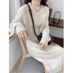 秋冬羊絨衫女圓領中長款毛衣連衣裙長袖純色套頭羊毛針織打底衫