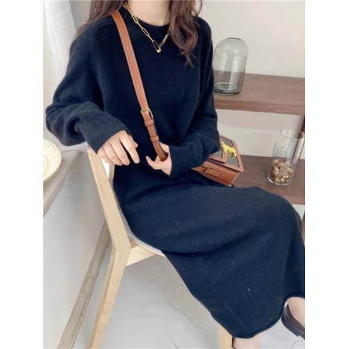 秋冬羊絨衫女圓領中長款毛衣連衣裙長袖純色套頭羊毛針織打底衫