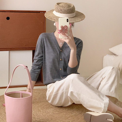 可機洗精紡純羊毛開衫外套女針織打底衫V領顯瘦24年新款百搭毛衣