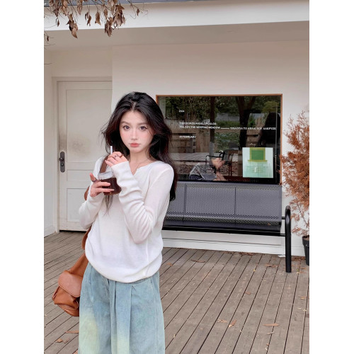 日系紙片人白色正肩v領針織打底衫女春季寬松休閒慵懶風內搭上衣