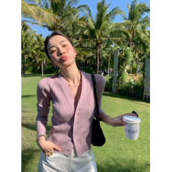 DORACTR 力薦！高級感V領針織薄款開衫外套女軟糯內搭上衣夏裝
